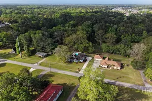 1765 Grove Point Rd, Savannah, GA 31419 - Photo 35
