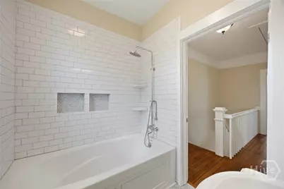 629 E 38th Street, Savannah, GA 31401 - Photo 17