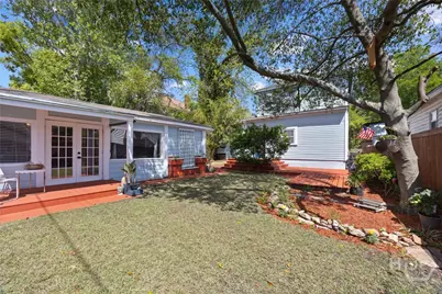 629 E 38th Street, Savannah, GA 31401 - Photo 29