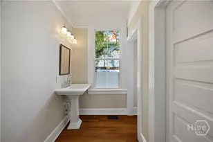 629 E 38th St, Savannah, GA 31401 - Photo 11