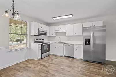 2324 Suttle Court, Hinesville, GA 31313 - Photo 5