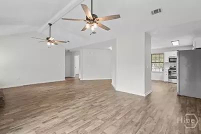 2324 Suttle Court, Hinesville, GA 31313 - Photo 11