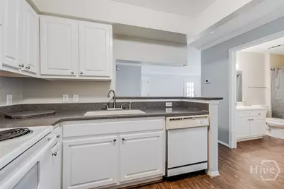 12300 Apache Avenue #307, Savannah, GA 31419 - Photo 15