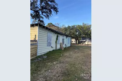 819 W 52nd, Savannah, GA 31405 - Photo 3