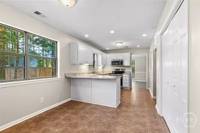 114 Bradford Drive, Bloomingdale, GA 31302 - Photo 9