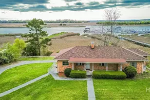 2704 River Dr, Savannah, GA 31404 - Photo 51