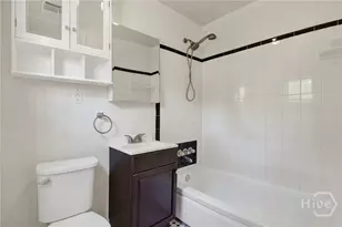 856 E 35th St, Savannah, GA 31401 - Photo 23