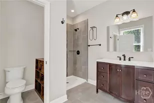 856 E 35th St, Savannah, GA 31401 - Photo 27