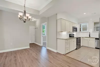 856 E 35th Street, Savannah, GA 31401 - Photo 9