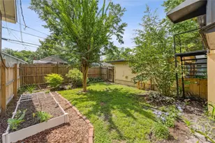 312 Lawton Ave, Savannah, GA 31404 - Photo 27