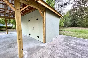 147 Camellia Ave, Savannah, GA 31408 - Photo 23