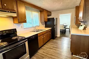 147 Camellia Ave, Savannah, GA 31408 - Photo 7