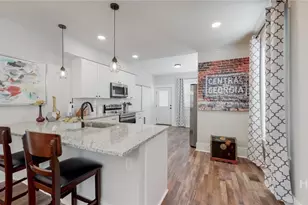 430 Lawton Ave, Savannah, GA 31404 - Photo 9