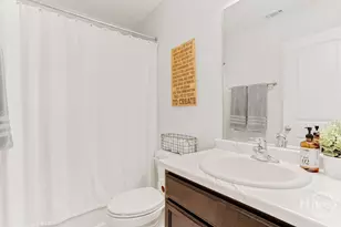 216 W W Winn Ave, Hinesville, GA 31333 - Photo 29