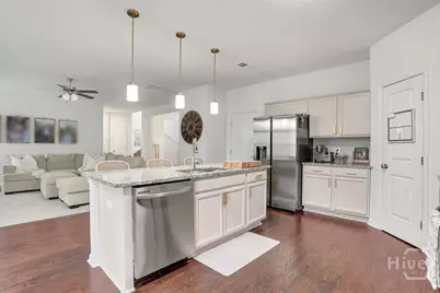 216 W W. Winn Avenue, Hinesville, GA 31333 - Photo 17