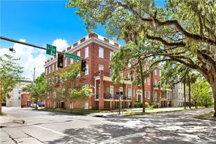 105 W Oglethorpe Ave, Savannah, GA 31401 - Photo 3