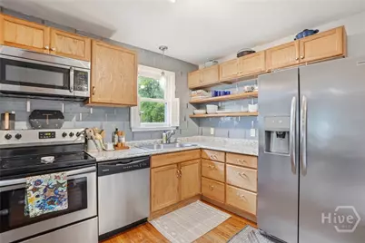 2206 E 60th Street, Savannah, GA 31404 - Photo 9