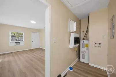1314 E 54th Street, Savannah, GA 31404 - Photo 23