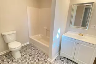 1611 E Henry St, Savannah, GA 31404 - Photo 11