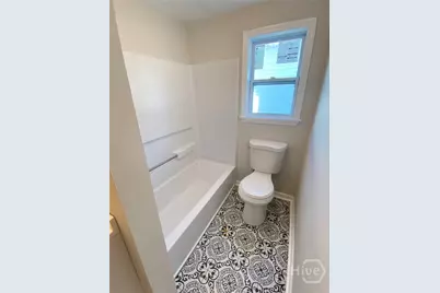 1611 E Henry Street #1/2 A, Savannah, GA 31404 - Photo 7