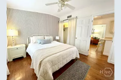 217 W Taylor Street, Savannah, GA 31401 - Photo 11
