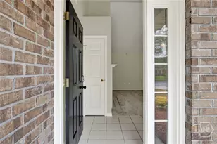 24 Chapel Dr, Savannah, GA 31406 - Photo 3