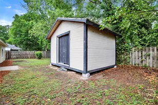 24 Chapel Dr, Savannah, GA 31406 - Photo 19