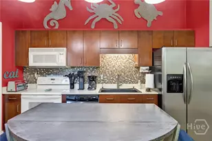 1835 Skidaway Rd, Savannah, GA 31404 - Photo 9