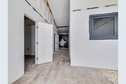 302 W Victory Drive, Savannah, GA 31405 - Photo 39