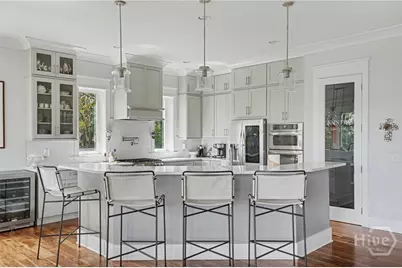 2607 Salcedo Avenue, Savannah, GA 31406 - Photo 9