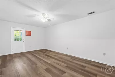 1910 Linnhurst Drive, Savannah, GA 31404 - Photo 13