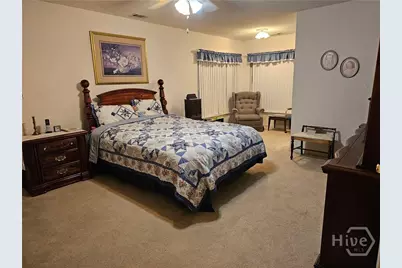 127 Lakeshore Drive, Savannah, GA 31419 - Photo 13