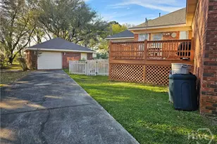 127 Lake Shore Dr, Savannah, GA 31419 - Photo 3