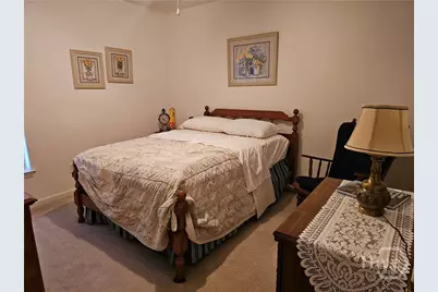127 Lakeshore Drive, Savannah, GA 31419 - Photo 17