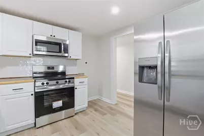 1009 W 52nd Street, Savannah, GA 31405 - Photo 13