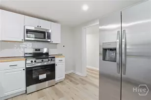 1009 W 52nd St, Savannah, GA 31405 - Photo 13