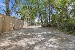 1009 W 52nd St, Savannah, GA 31405 - Photo 25
