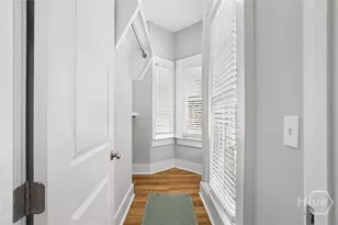 311 W 39th St, Savannah, GA 31401 - Photo 27