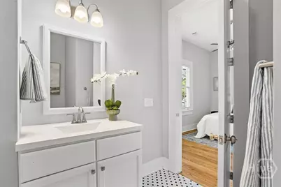 311 W 39th Street, Savannah, GA 31401 - Photo 31