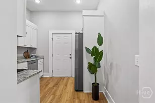 311 W 39th St, Savannah, GA 31401 - Photo 13
