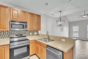 122 Cromer St, Savannah, GA 31407 - Photo 9