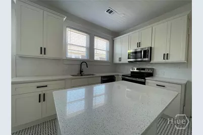 1014 E Anderson Street, Savannah, GA 31401 - Photo 9