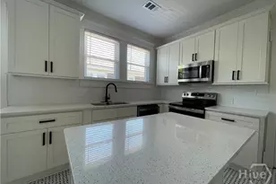 1014 E Anderson St, Savannah, GA 31401 - Photo 9