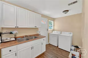 901 W 52nd St, Savannah, GA 31405 - Photo 15