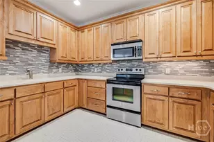 22 Wild Heron Villas Rd, Savannah, GA 31419 - Photo 7