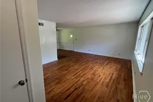 32 Pine Dr, Savannah, GA 31405 - Photo 5