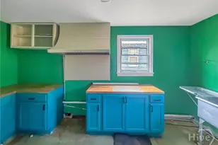 114 W 61st St, Savannah, GA 31401 - Photo 13