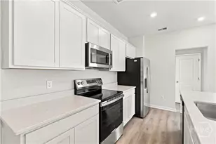 110 Praline Rd, Savannah, GA 31419 - Photo 5