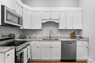 311 W 39th St, Savannah, GA 31401 - Photo 13