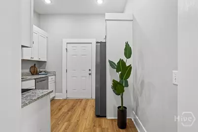 311 W 39th Street, Savannah, GA 31401 - Photo 11